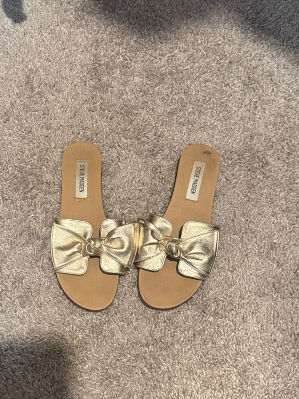 Steve Madden Metallic Gold Bow Slide Sandals